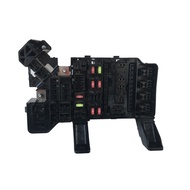 Adapted to Mitsubishi Pajero Polo Engine Fuse Box Electric Relay Fuse Box Origional Product
