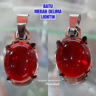 Batu Liontin Merah Delima