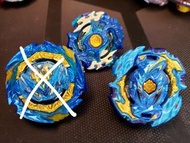 Beyblade Burst 藍色鎮魂巨神 ＄130一個
