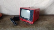 大同TATUNG：5.5吋小型黑白電視機 —古物舊貨、懷舊古道具、擺飾收藏、早期古董科技、迷你電視機收藏