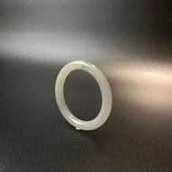 雪中嫩芽 | 天然翡翠圓條手鐲 白底青 #16.8