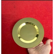 Golden bronze plate and bowl