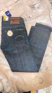 G-STAR RAW TAPERED JEANS WITH RED LINE