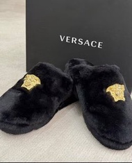 Versace 黑色毛毛拖鞋