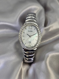 ALBA Japan รุ่น AH7L51X1 นาฬิกาข้อมือ(ผู้หญิง) สีเงินหน้าปัดมุก พร้อมคริสตัลSWAROVSKI*