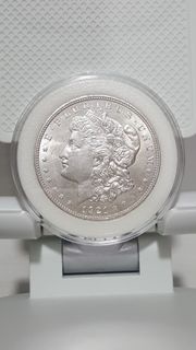 1921 年美國摩根一元銀幣  $ 880