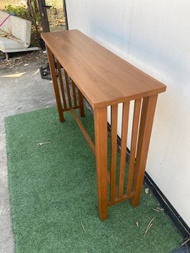CProduct โต๊ะบาร์ไม้สักแท้ 35x135สูง 95 ซม. โต๊ะกาแฟ โต๊ะบาร์อาหาร โต๊ะกินข้าว โต๊ะวางต้นไม้ โต๊ะวางของ โต๊ะไม้สัก โต๊ะทำงาน สีไม้สักเก่า CPRO-171