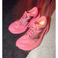 New Balance FuelCell Rebel v4 Ultra Pink