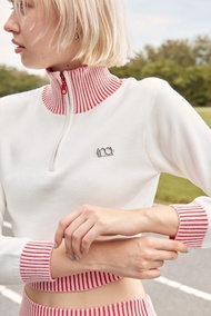 (inci.bkk) Snuggle Knit Top เสื้อกันหนาวครอปKnit