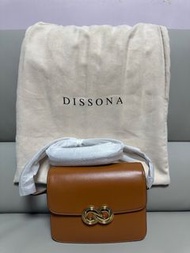 DISSONA 啡色手袋(斜孭袋)