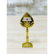 CD135 - Metal Om Vel with Base