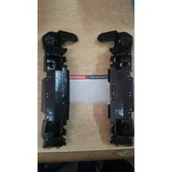 HRV Front Bumper Bracket - Right KW