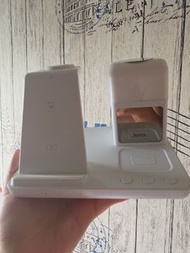 Hoco 三合一無線充電器