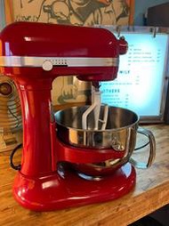 99.9%新 KitchenAid 5.7L 6QT桌上型攪拌機升降型經典紅（十天後出國即下架）