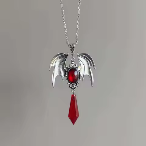 Retro Gothic Red Crystal Wing Pendant Necklaces for Women Men Punk Silver Color Metal Personality Ne