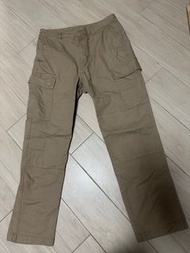 Uniqlo 工裝褲