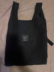 【搬屋清貨】100%正品 二手日本 TOKYO SHIBUYA pouch 手挽袋 M號（黑色人字紋 / 日本製 / 只用過一兩次）$100