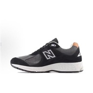 NB 2002R Low cut Black