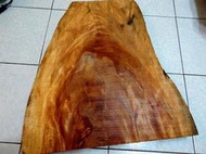 索羅門檜木，大茶几料..原木 原木料 原木板料
