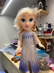 Elsa 正版公仔
