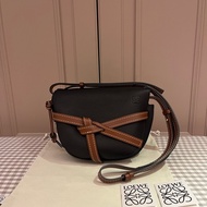 Loewe small gate 馬𩣑斜背包