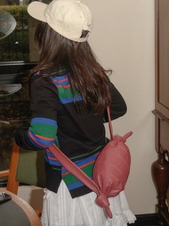 กระเป๋าสะพายข้างหนังแพทช์ตกแต่งสีสันสดใส REhi กระเป๋าสะพายไหล่ข้างเดียวสำหรับผู้หญิง กระเป๋าสะพายข้า