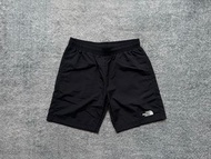 The north face Shorts 北面小標經典休閒短褲