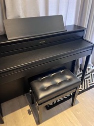 9成新 Roland HP 704 數碼鋼琴 Digital Piano with Bench 連琴凳