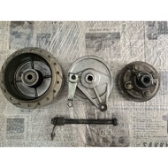 Cub 88fi rear hub set completely disassembled