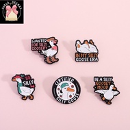 QQBdecorColorPin Funny Silly Goose Brooch Pins Cartoon Silly Goose