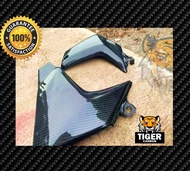 WAVE 125i ปลาวาฬ LED 2014-2020 ปิดพักเท้า 2 ชิ้น คาร์บอนแท้ลาย2 ดำ (อะไหล่แท้เบิกศูนย์)