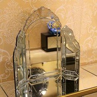 潮流百貨歐式雕花化妝鏡桌面梳妝鏡三折鏡立式臺式鏡三面折疊鏡掛墻裝飾鏡