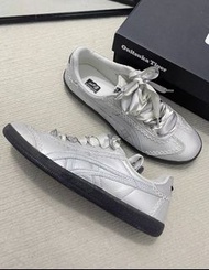 「Onitsuka Tiger 鬼塚虎 Tokuten系列 芭蕾風 板鞋  黑銀」