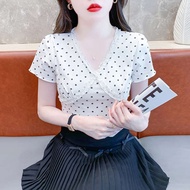 top t shirt Design polka dot pullover short sleeve T-shirt women's summer Korean lace V-neck base shirt is popular this year beautiful top