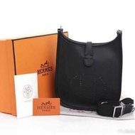 Hermes Evelyn 212