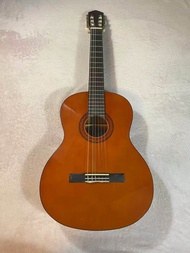 Yamaha C40 Classical Acoustic Guitar Professional Guitar