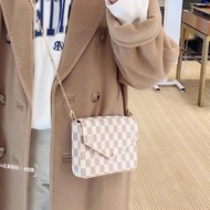 Lv 白棋盤格 三合一信封包