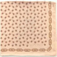 Celine Vintage Monogram Logo 圍巾，尺寸 23 x 22 英寸，賽琳