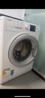 SteamFit 前置式纖薄洗衣機