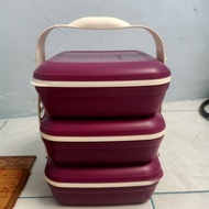 rantang tupperware ungu