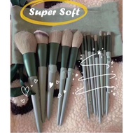Random Colour [13PCS  HALAL SOFT MAKEUP BRUSH] Professional Makeup Brush Set, Makeup Tools Highlight