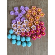 RM4.50/50 pieces : TF-502 - Resin - Bunga - Flower - 1.3 cm to 1.5 cm
