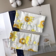 【揹巾口水巾】 笑嘻嘻獅子大王 6重紗 揹巾保護套 揹巾口水