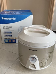 9成新 Panasonic西施電飯煲 SR-TEM18 樂聲牌 Electric Rice Cooker/ Steamer. Metallic Gold. Rarely Used 香檳金色 保溫電飯煲