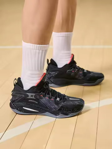 Xtep Light Attack 2.0 V3 Basketball Shoes For Men Spring Men's Mid Top Wear-Resistant Training Sneak