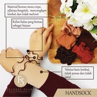 Hand Sock Moscrepe Triple Ruffle /  Sarung tangan 3 lapis