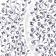 500 Keping Manik Abjad Hitam pada Putih Manik Huruf Akrilik Bulat 10mm Manik Huruf Putih Abjad A-Z M