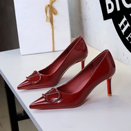 8351-AK117 Sexy Royal Sister Classy Single Shoes Female Red Sole V Buckle Pointed Toe High Heels Fem
