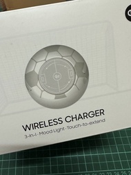 ITFIT 三合一極光星球磁吸無線充電座足球版