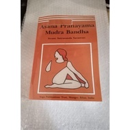 Physical book Asana Pranayama Mudra Bandha Swami Satyananda Saraswati Book